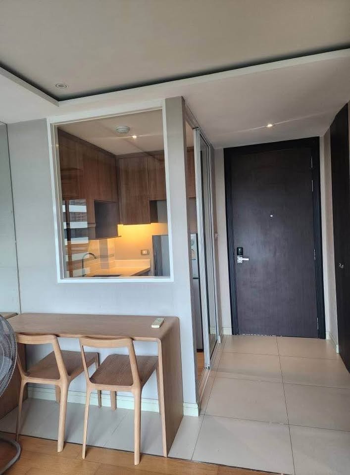 One Bedroom Condo For Rent