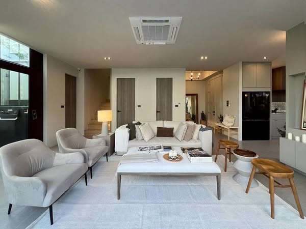 Pool Villa For Rent