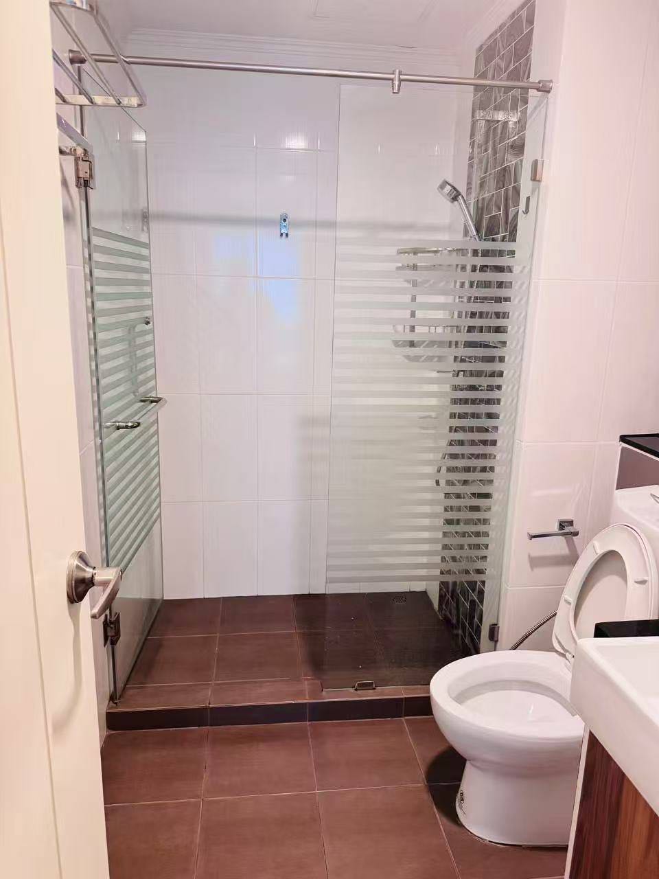 One Bedroom Condo For Rent