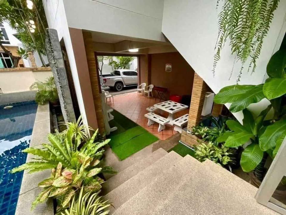 Pool Villa For Rent
