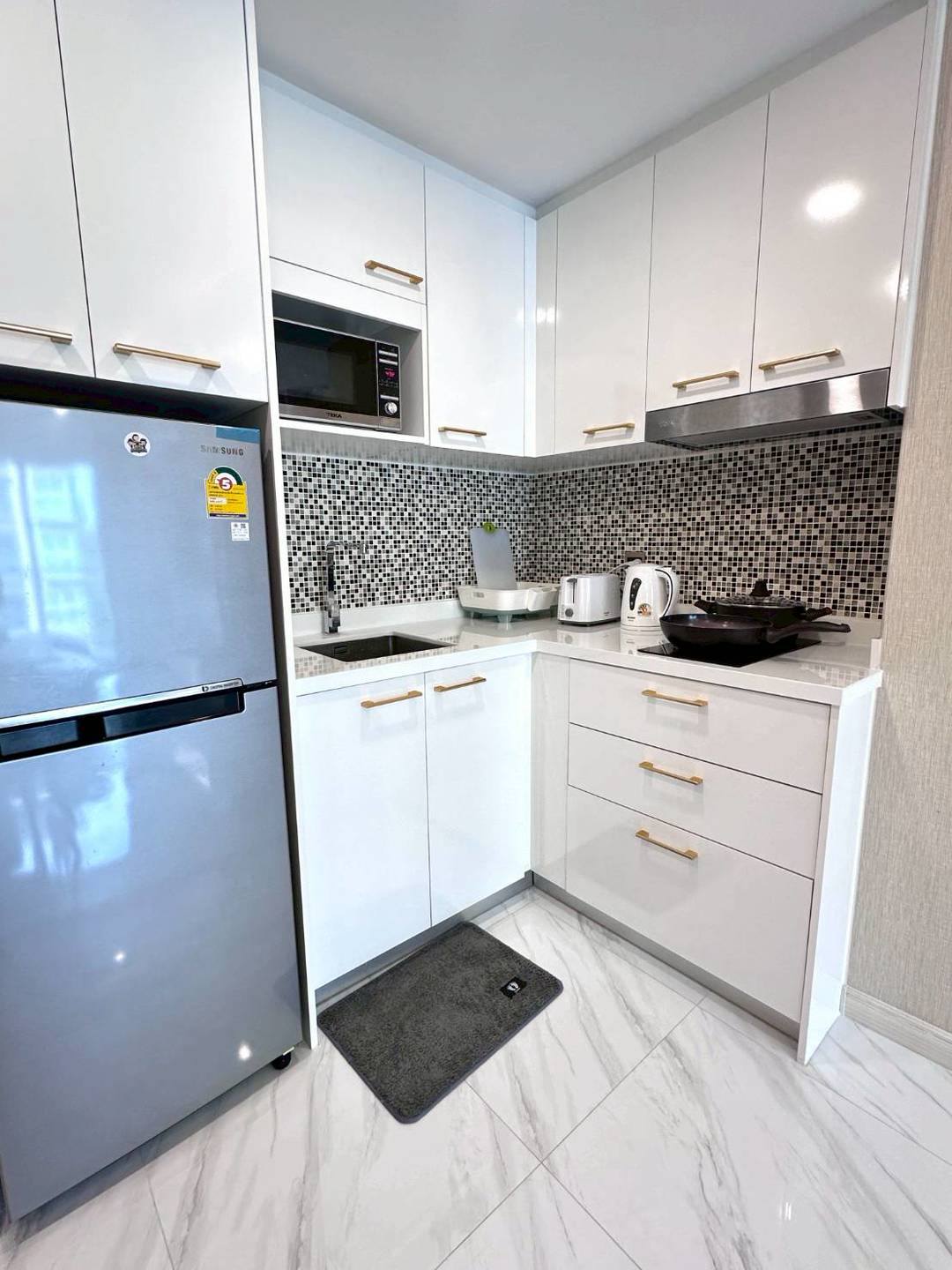 Two Bed Room Condo For Rent