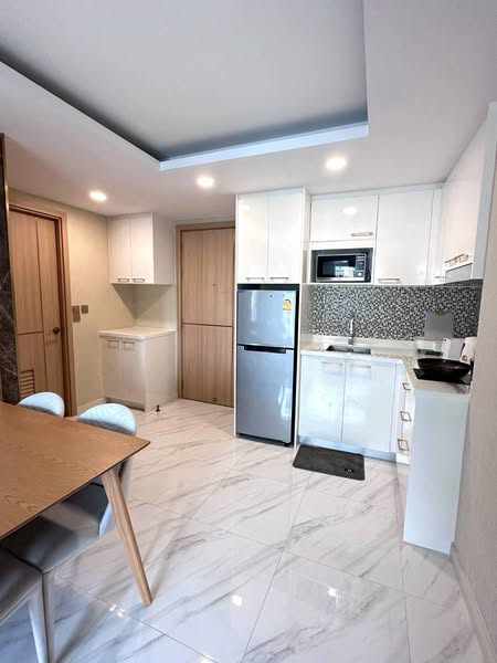 Two Bed Room Condo For Rent