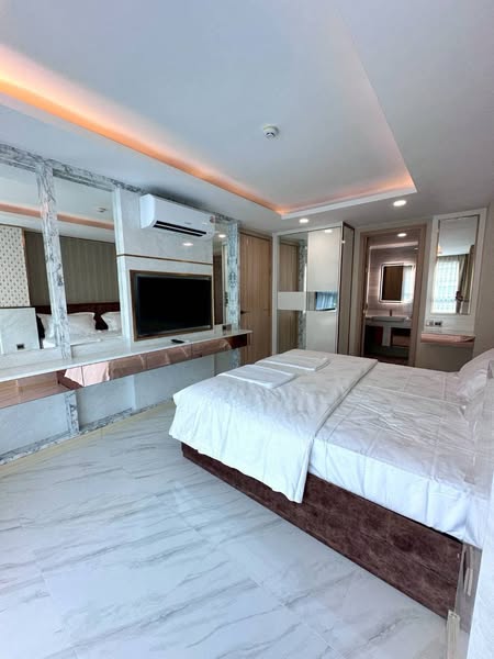 Two Bed Room Condo For Rent