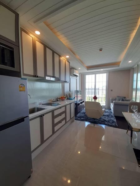 One Bedroom Condo For Rent