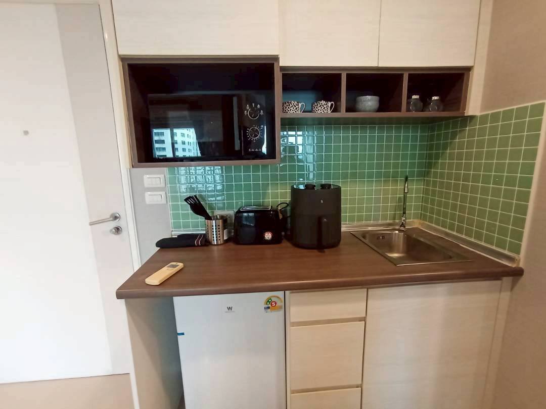 One Bedroom Condo For Rent