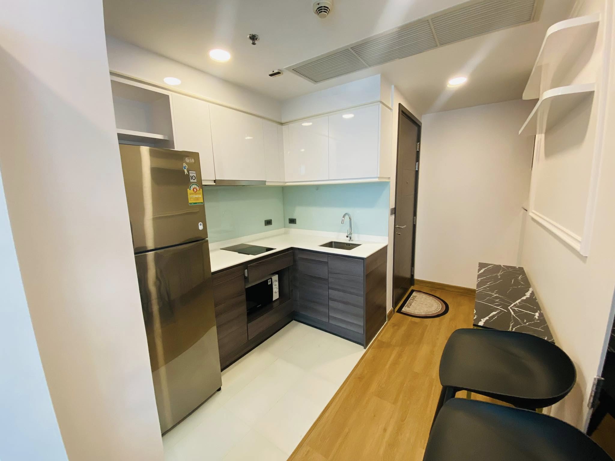 One Bedroom Condo For Rent