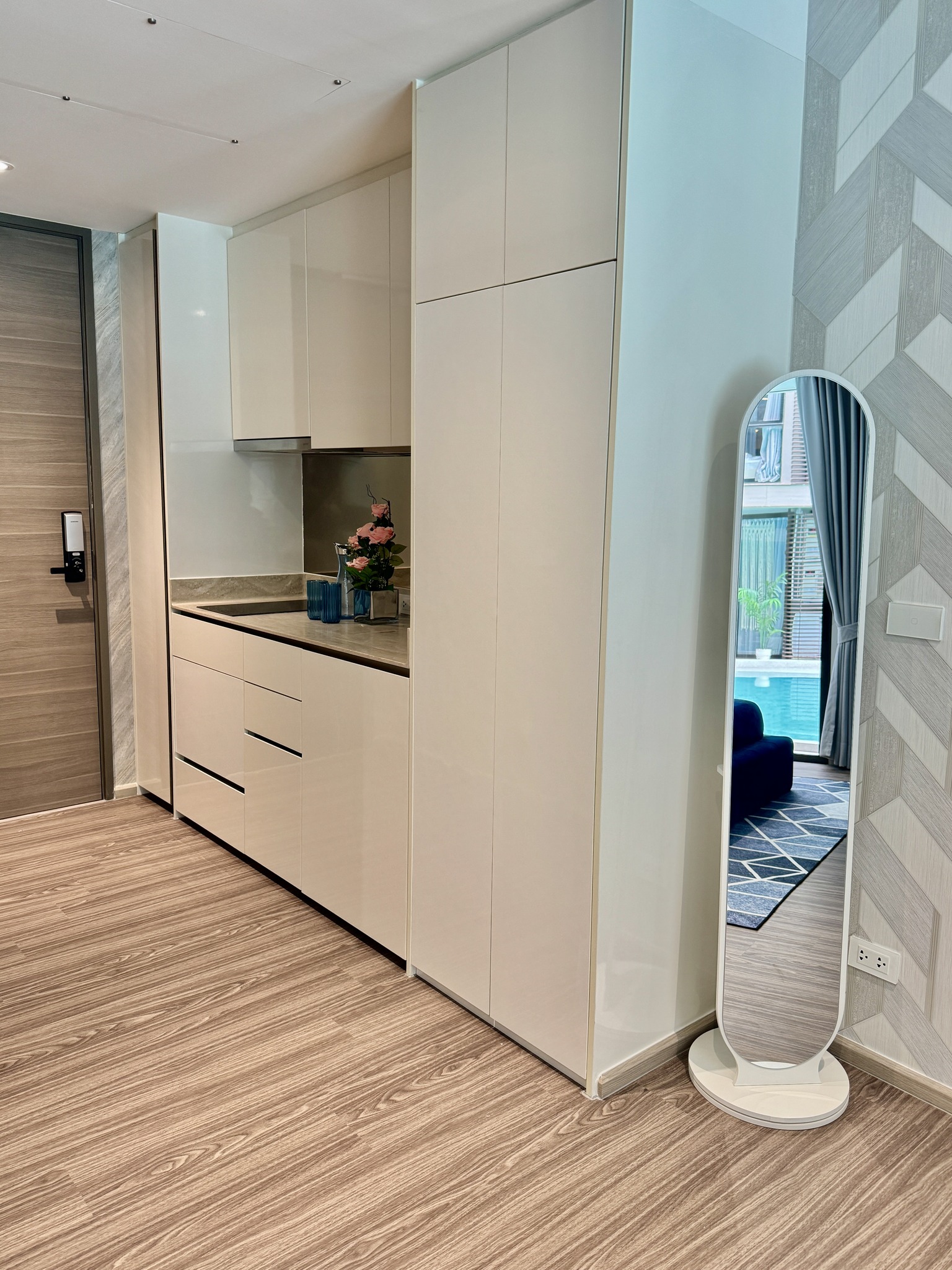 Three Bed Room Apartment For Rent