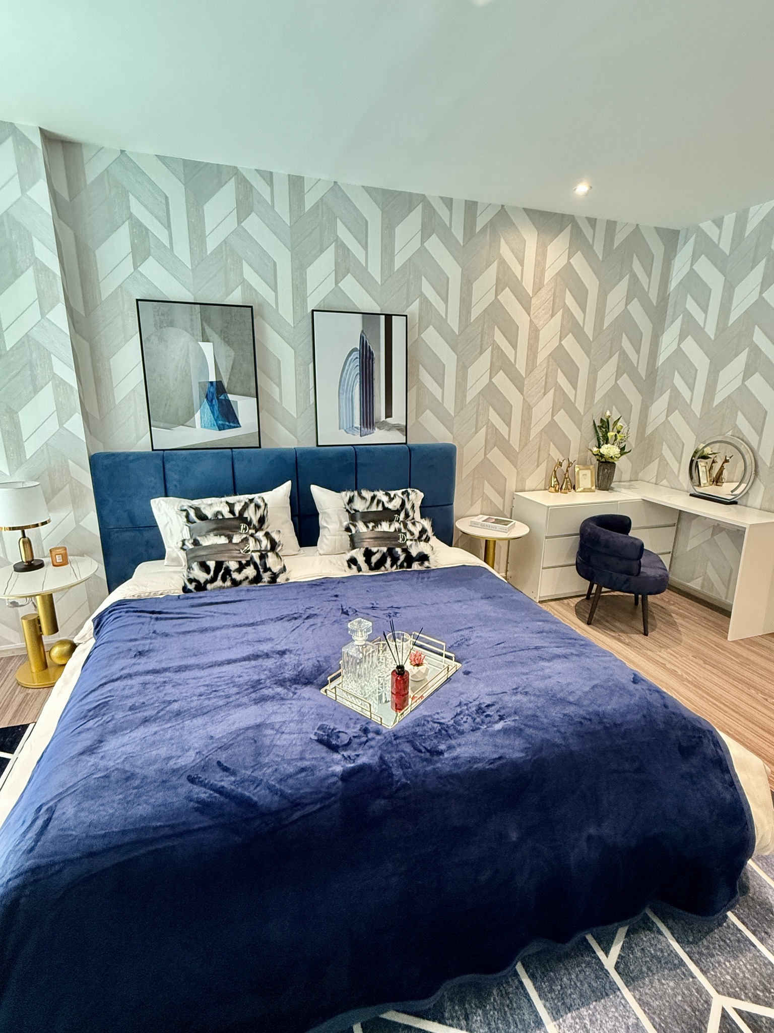 Three Bed Room Apartment For Rent
