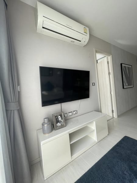 One Bedroom Condo For Rent