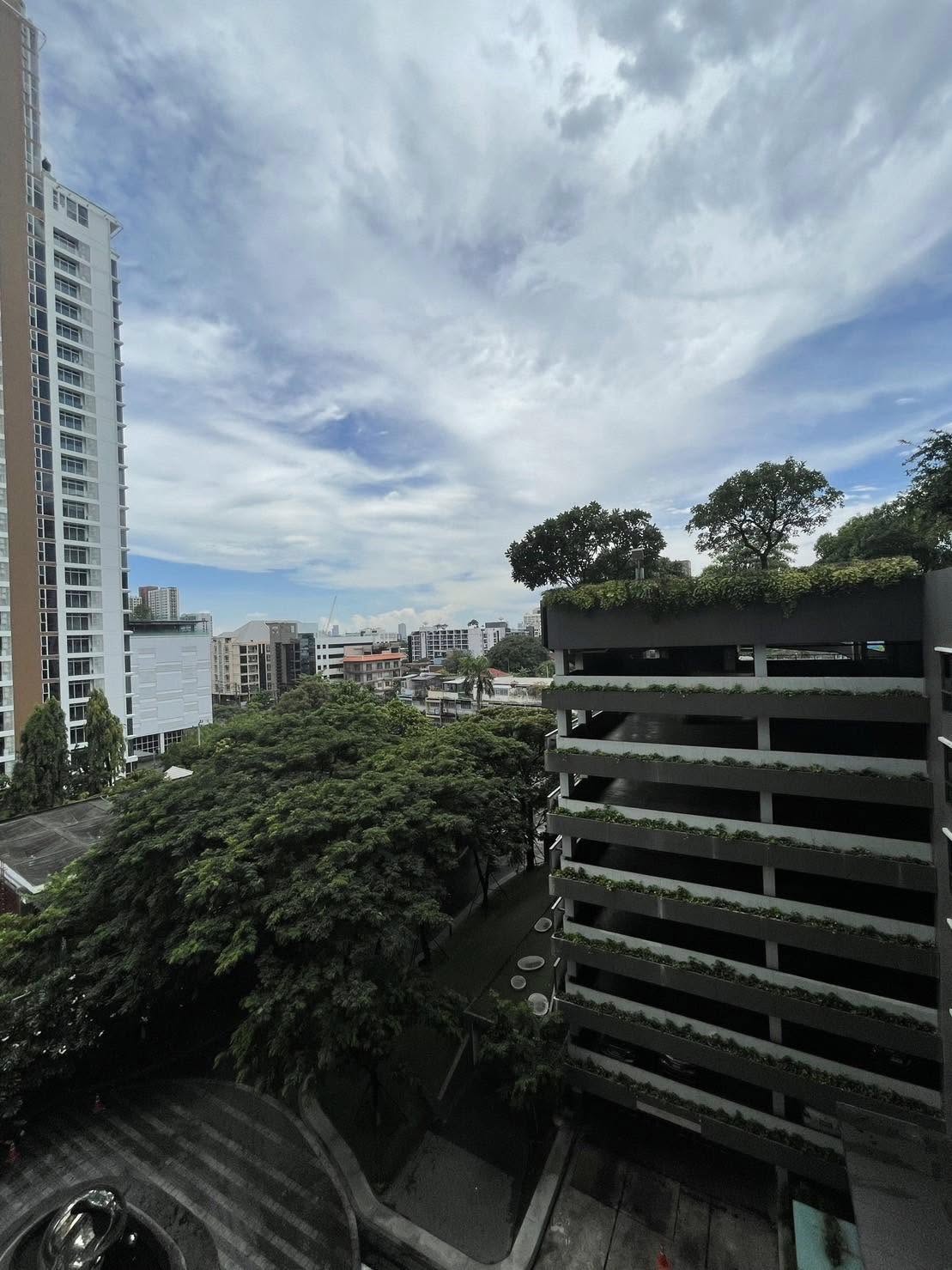One Bedroom Condo For Rent