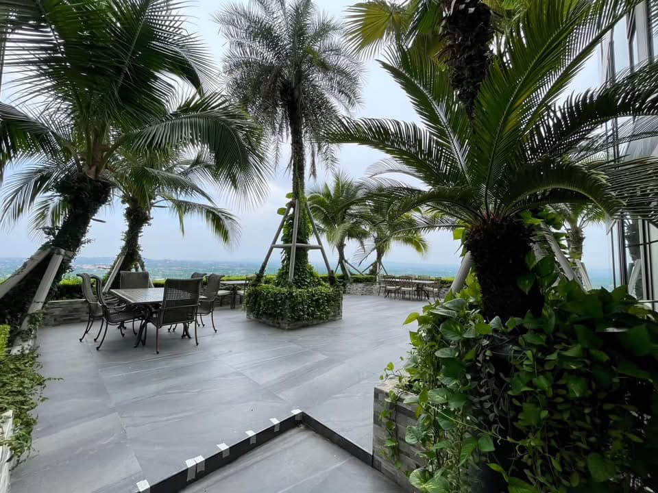 One Bedroom Condo For Rent