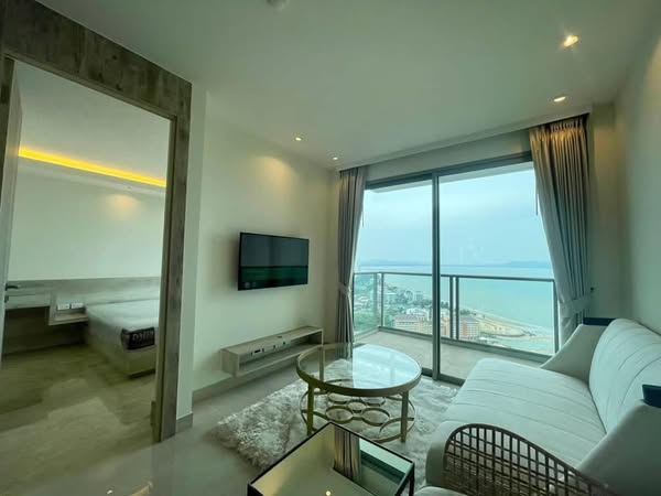 One Bedroom Condo For Rent