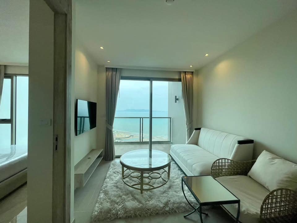 One Bedroom Condo For Rent