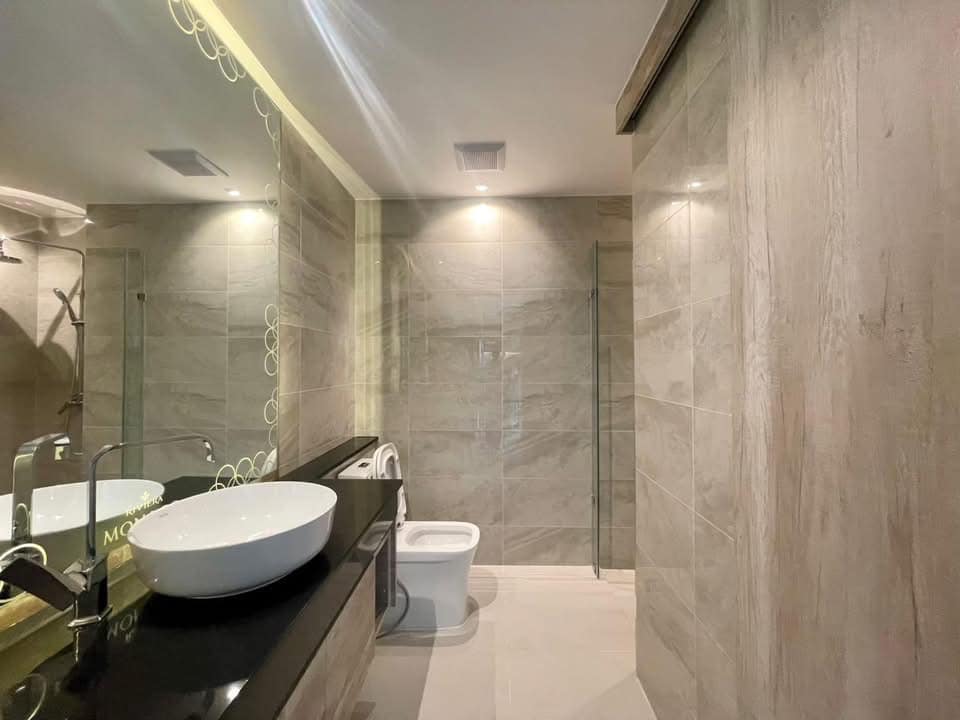 One Bedroom Condo For Rent