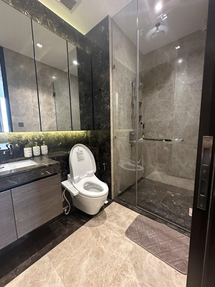 One Bedroom Condo For Rent