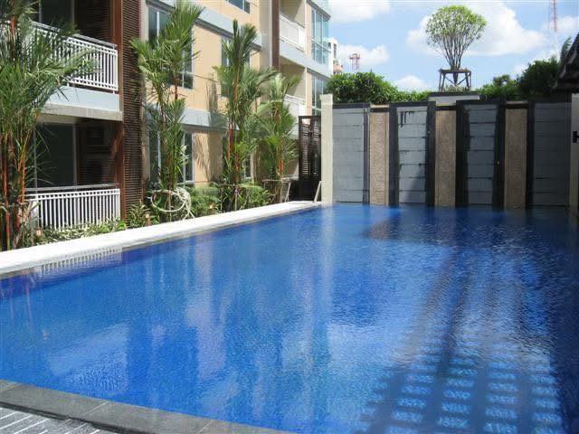 One Bedroom Condo For Rent