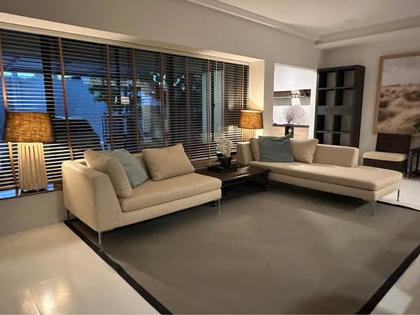 Luxury Villa For Rent