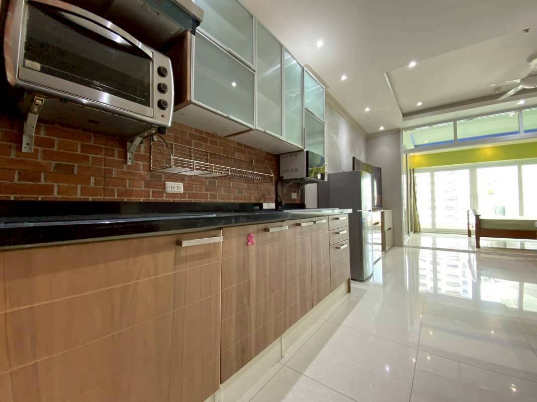 One Bedroom Condo For Rent