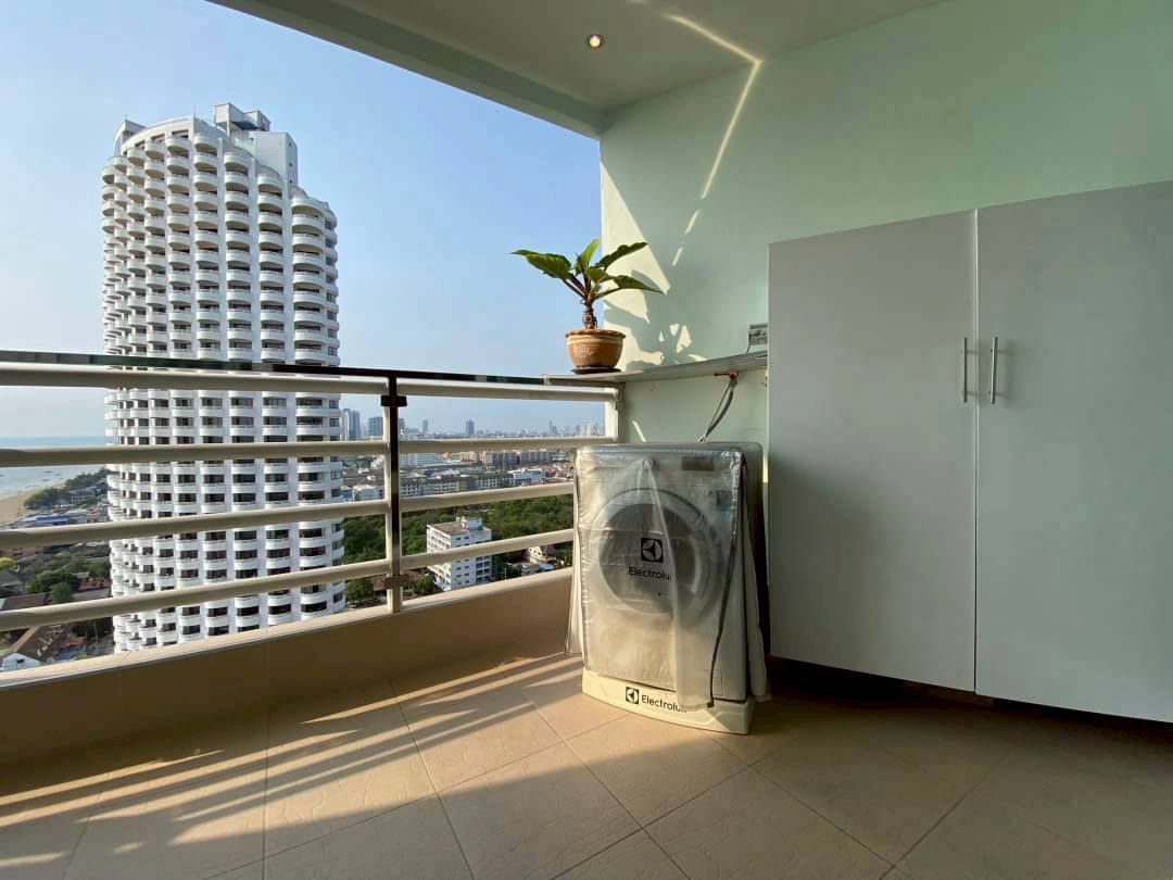 One Bedroom Condo For Rent