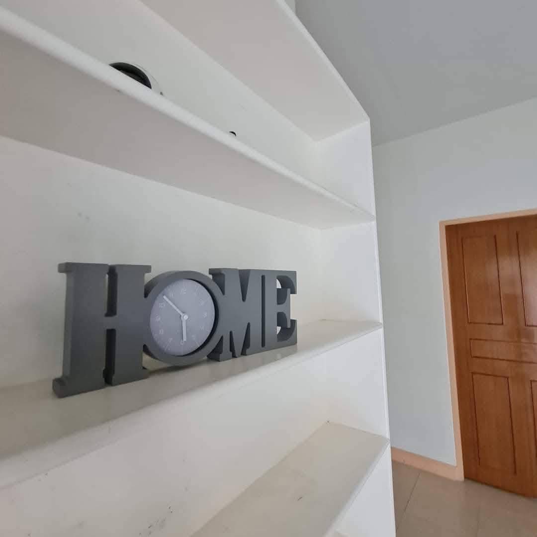 Detached House For Rent
