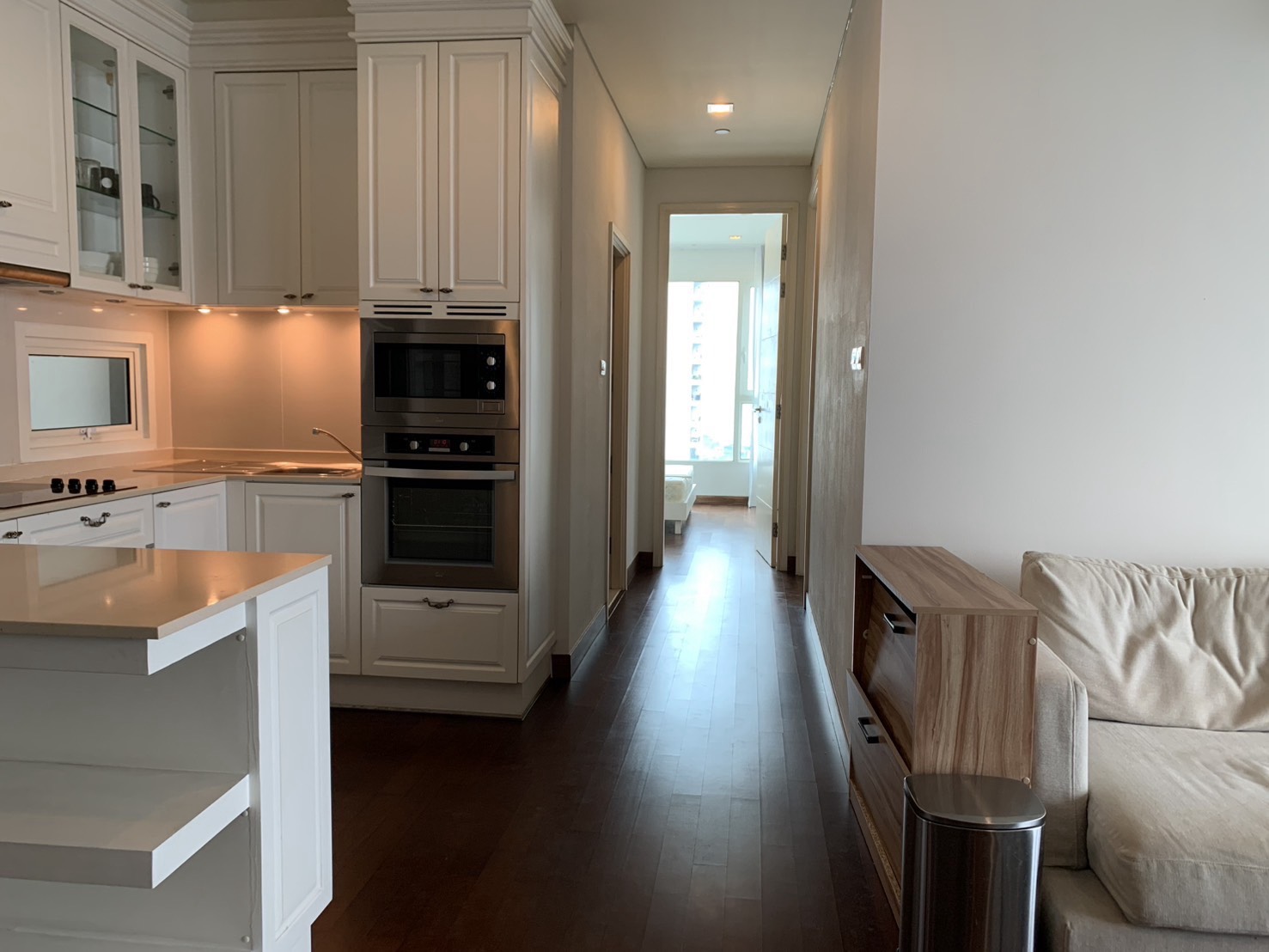 Large Four Bedrooms Condo For Rent