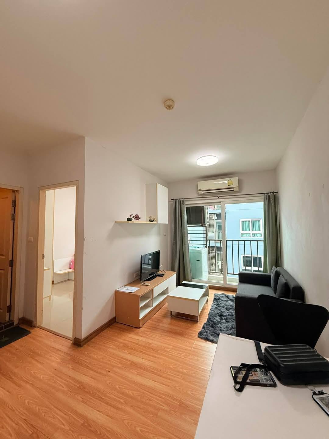 One Bedroom Condo For Rent