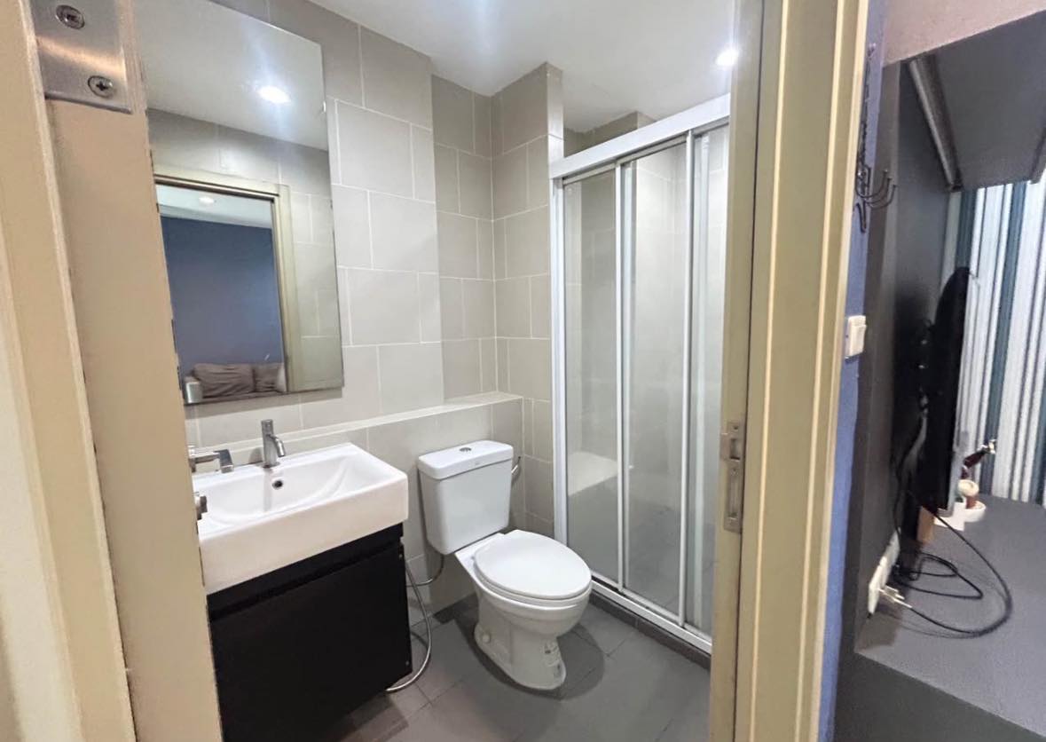One Bedroom Condo For Rent