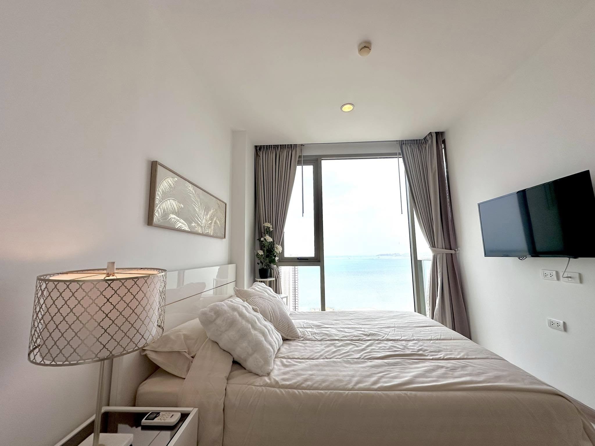 One Bedroom Condo For Rent