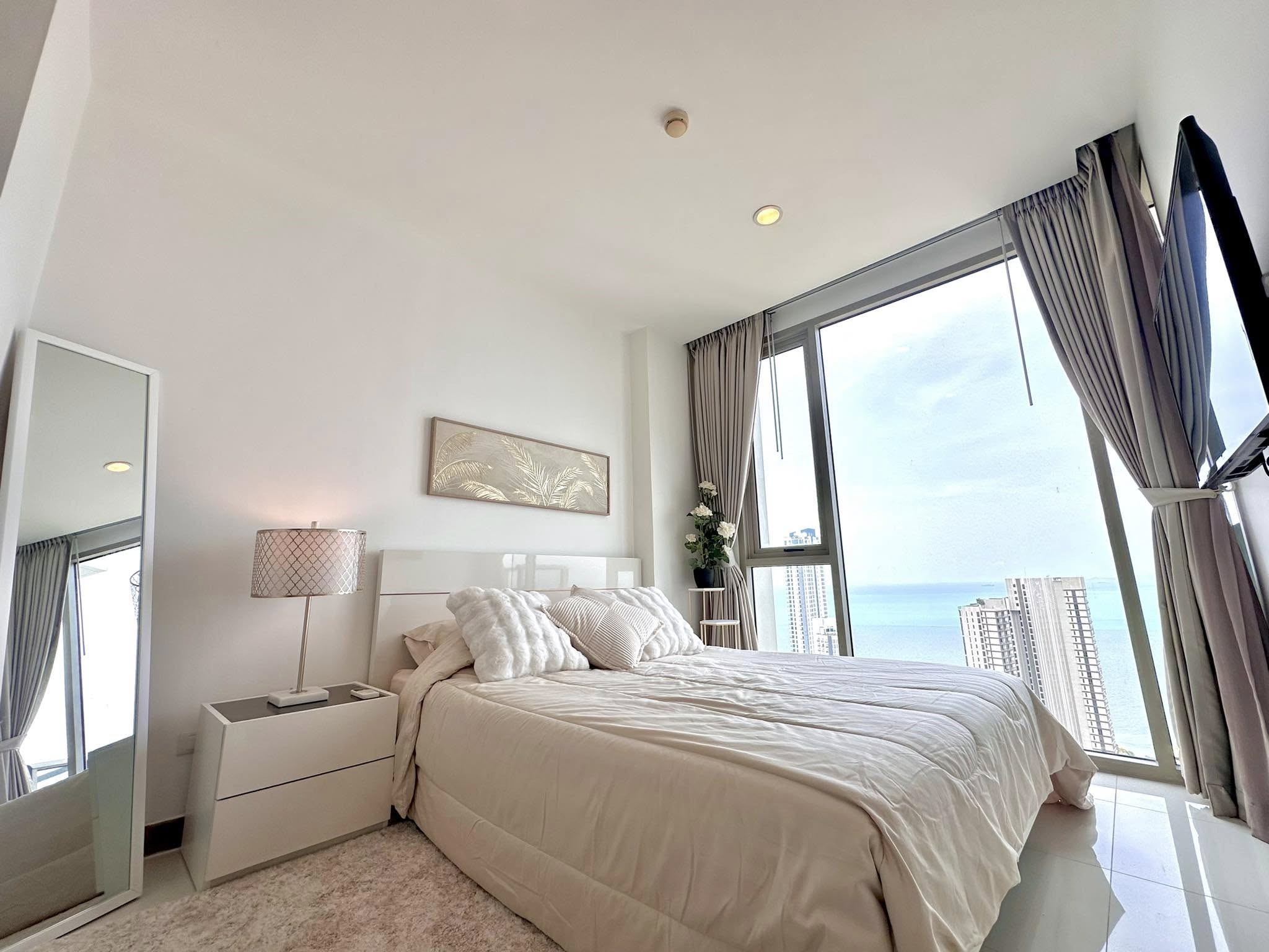 One Bedroom Condo For Rent