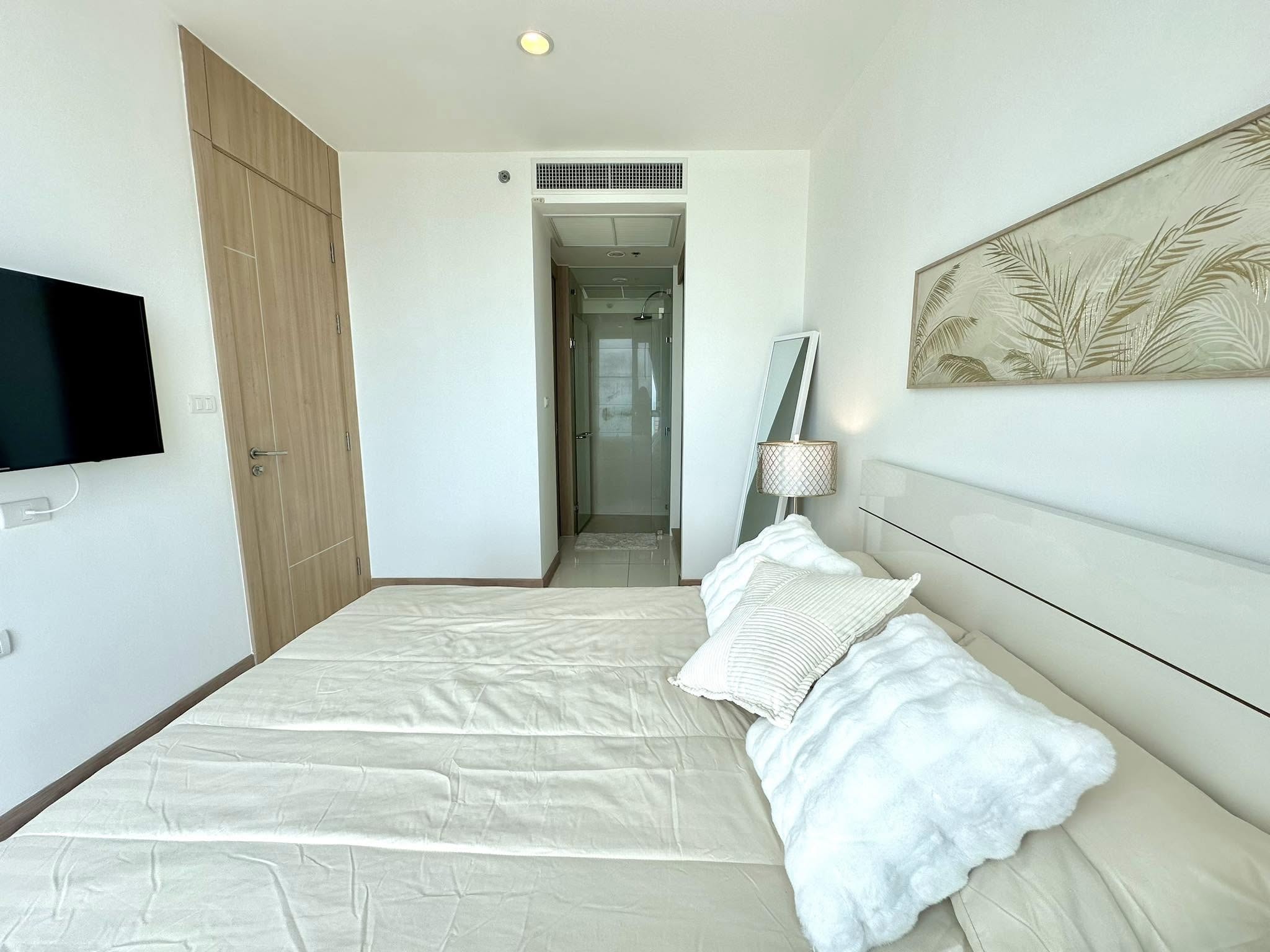 One Bedroom Condo For Rent