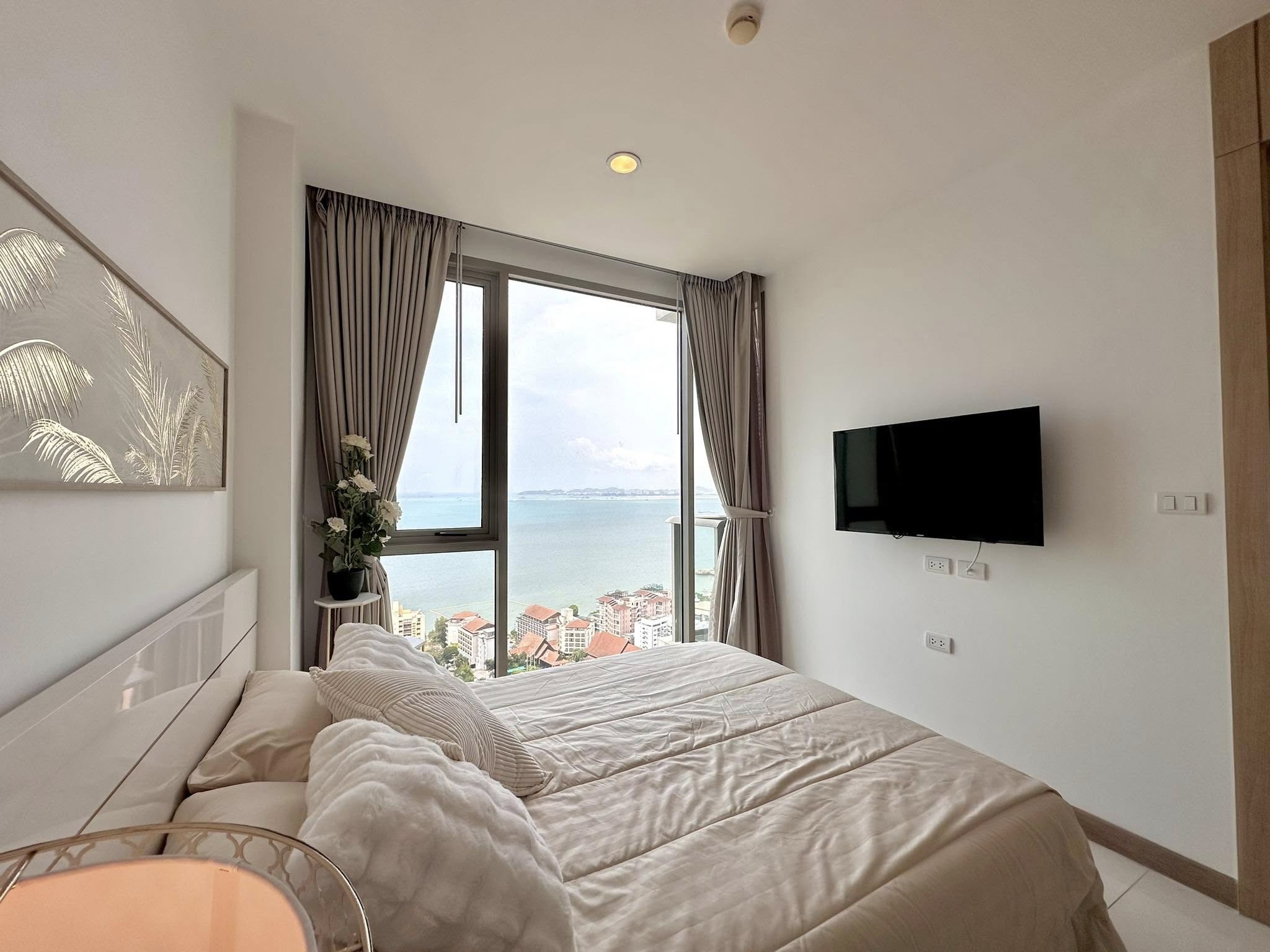 One Bedroom Condo For Rent