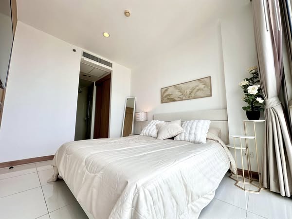 One Bedroom Condo For Rent