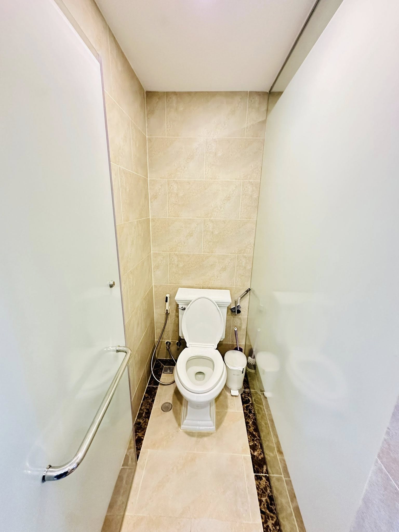One Bedroom Condo For Rent