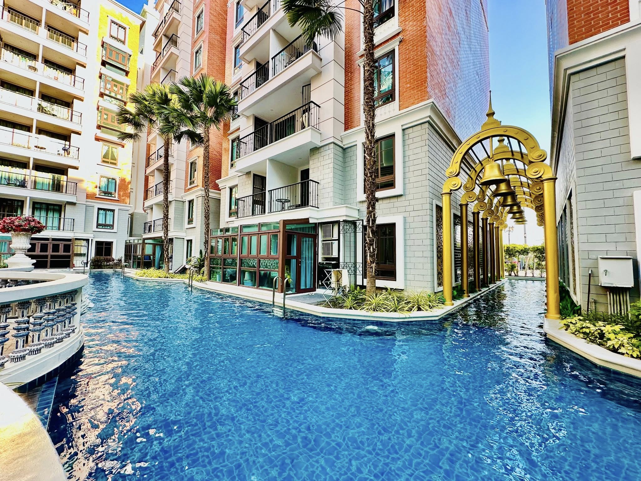 One Bedroom Condo For Rent