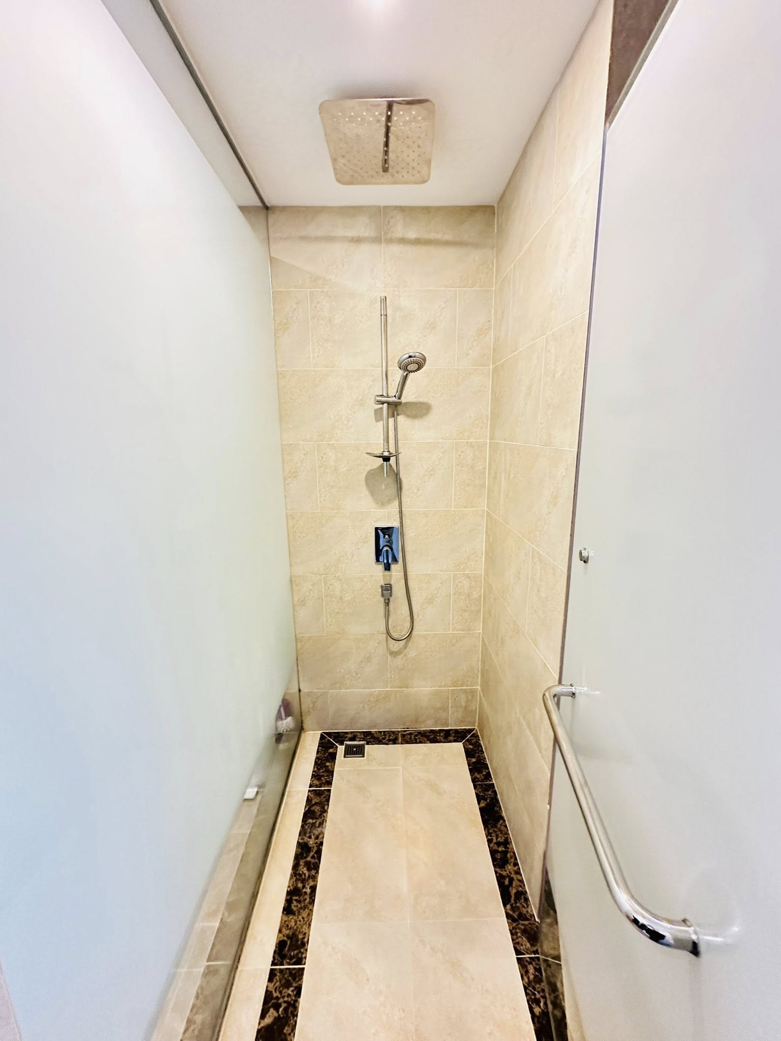 One Bedroom Condo For Rent