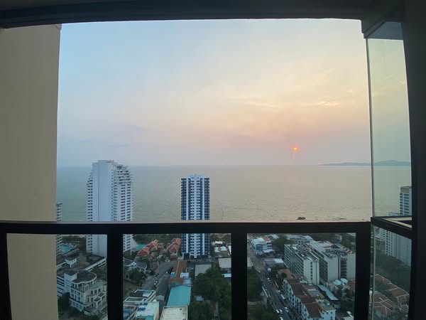 One Bedroom Condo For Rent