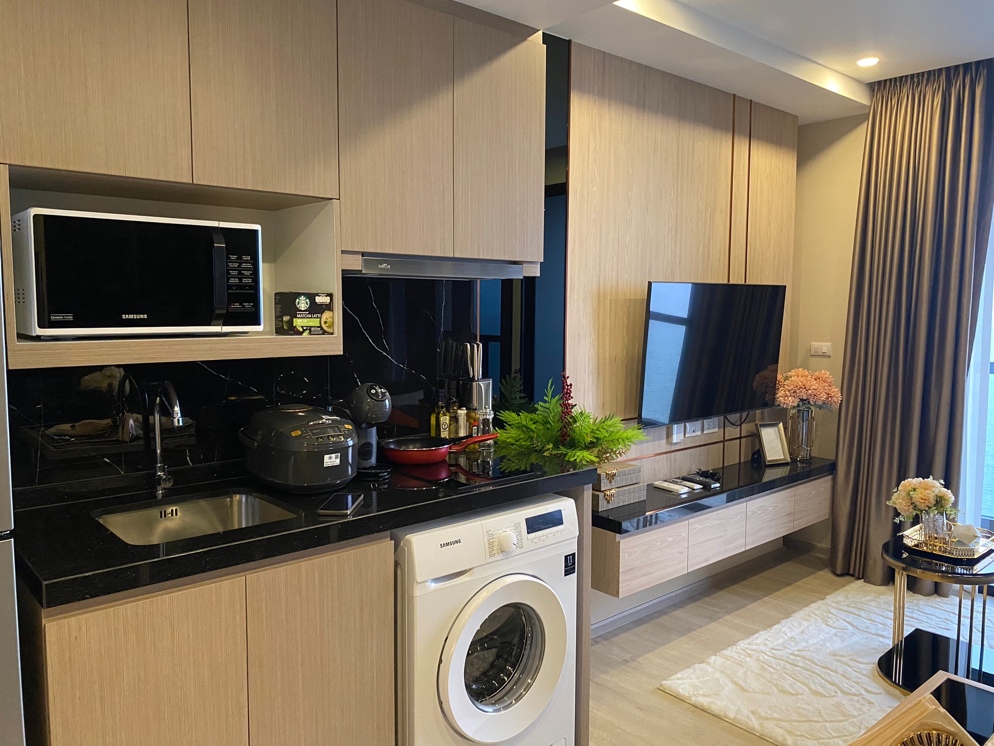 One Bedroom Condo For Rent
