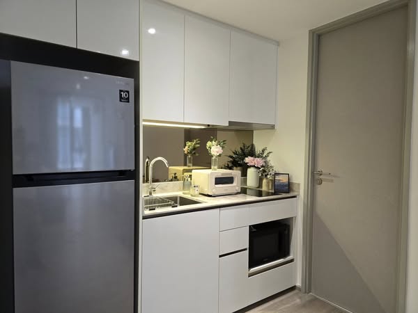 Two Bed Room Condo For Rent