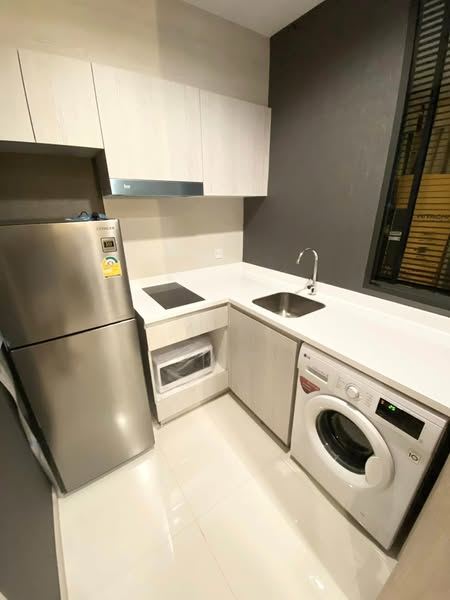 One Bedroom Condo For Rent