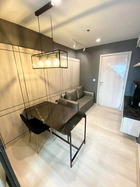 One Bedroom Condo For Rent