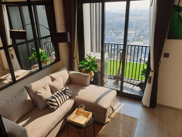 One Bedroom Condo For Rent