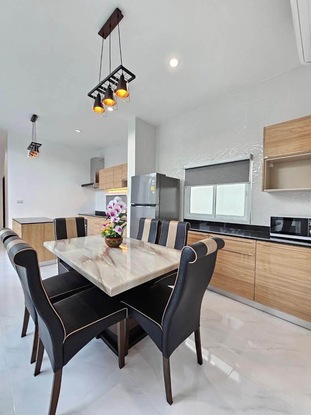 Luxury Villa For Rent