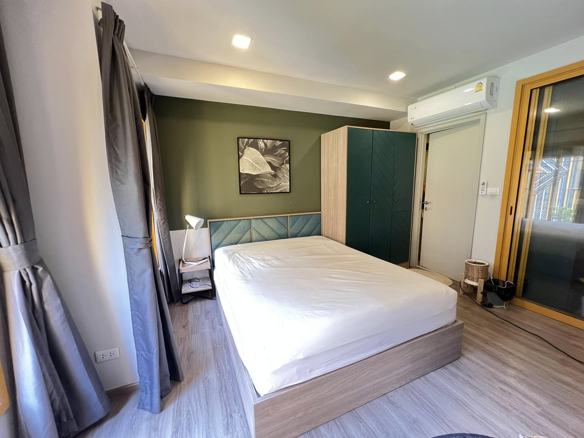 Studio Room For Rent
