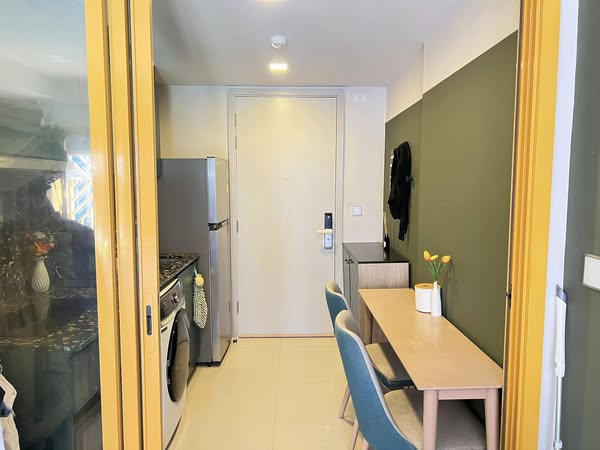 Studio Room For Rent