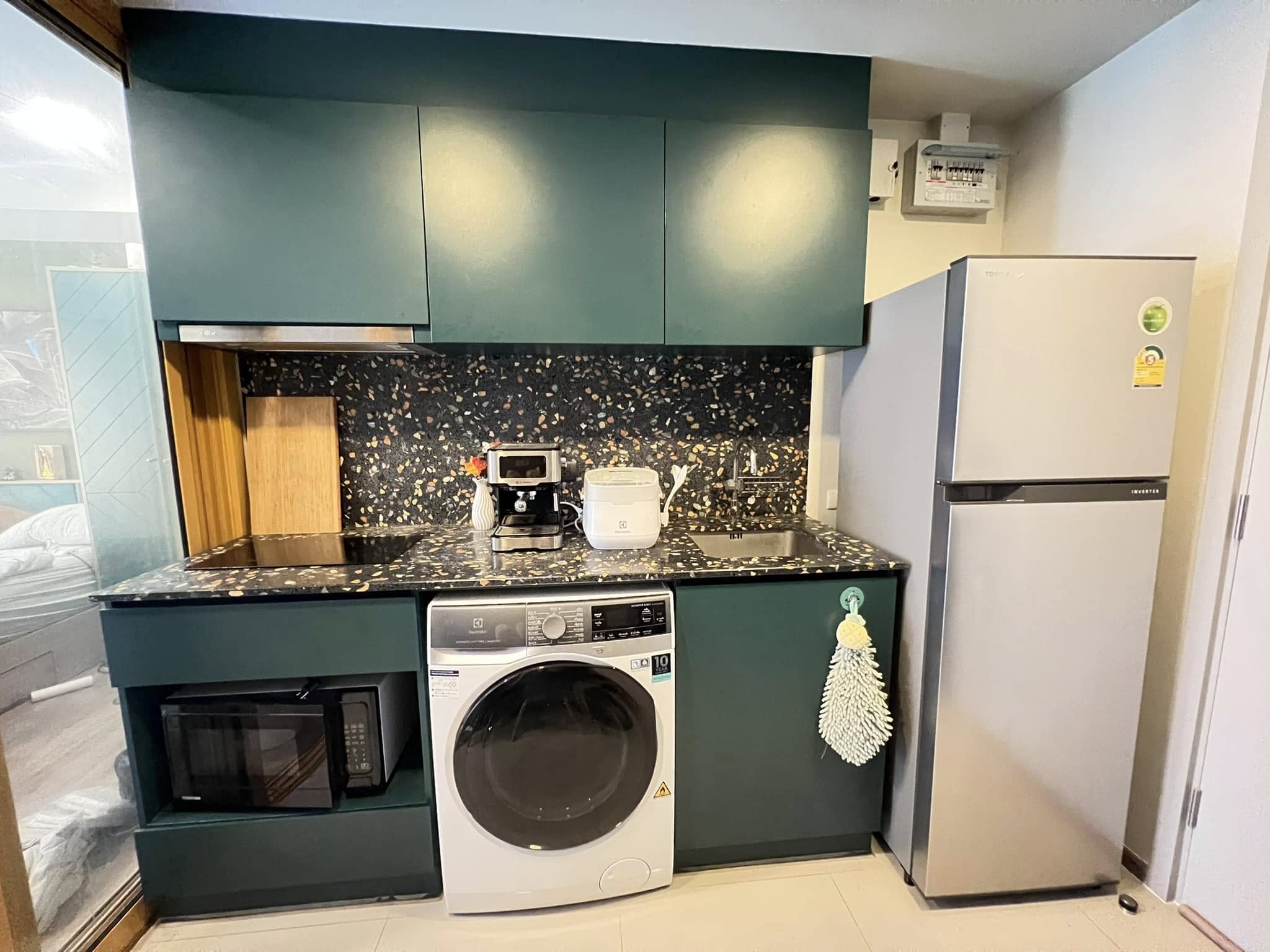 Studio Room For Rent