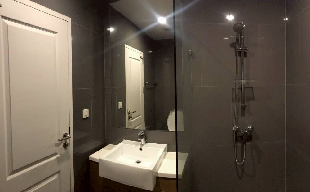 One Bedroom Condo For Rent