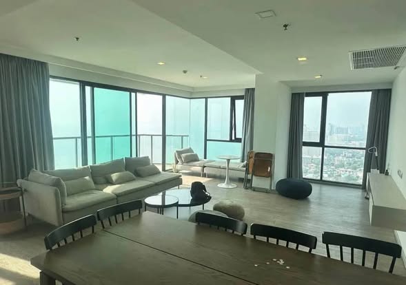 Three Bed Room Apartment For Sale