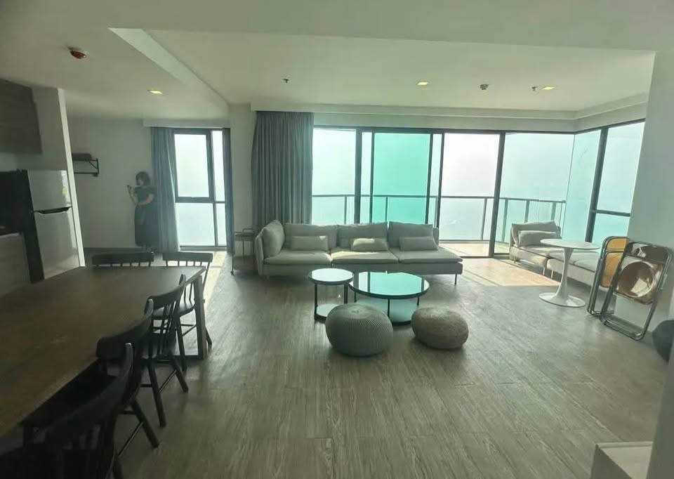 Three Bed Room Apartment For Sale