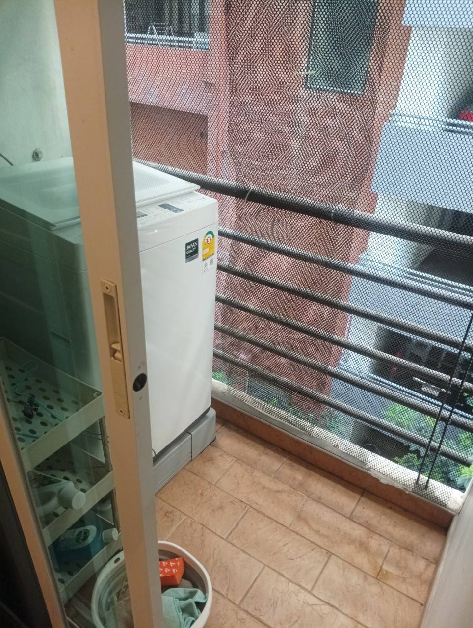 Studio Room For Rent