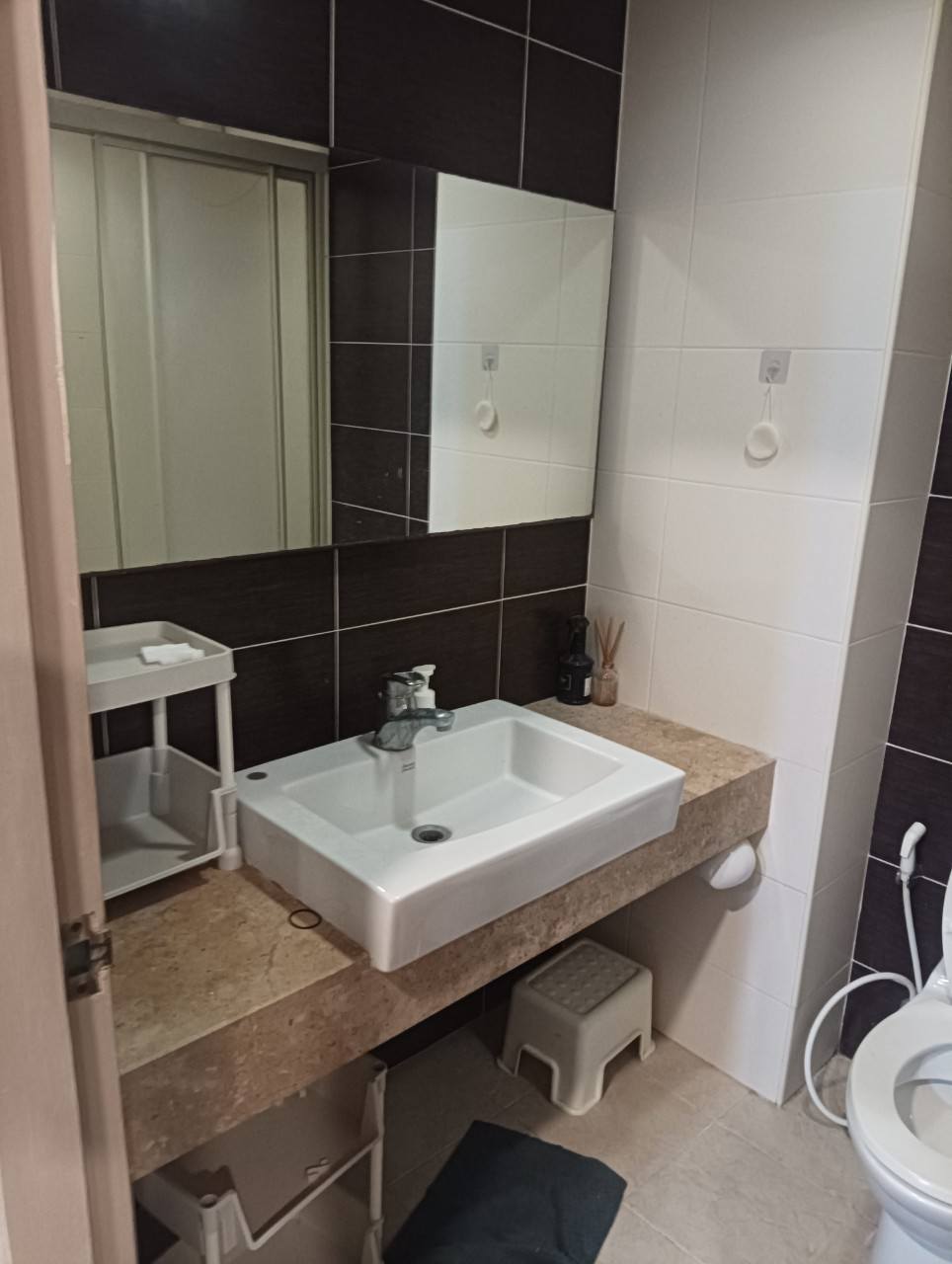 Studio Room For Rent